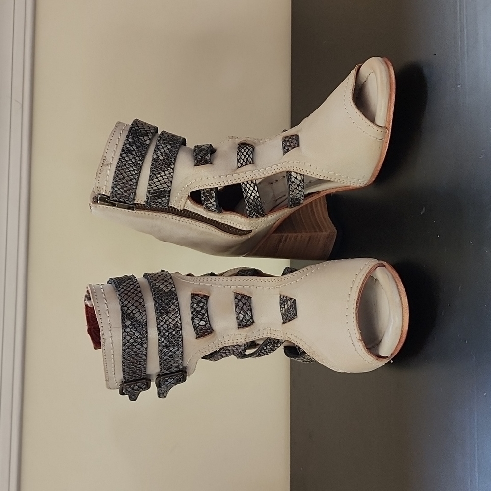 Freebird by Steven 'Tiara' in Ice Multi Size 7 NWOB